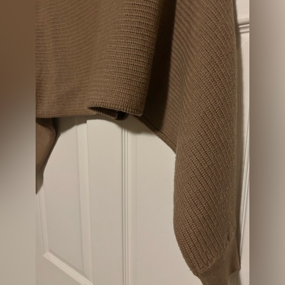 Aritzia Wilfred Free Lolan wool Sweater - Picture 7 of 9